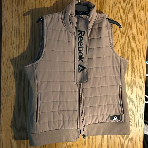 Reebok Light Weight Vest - Picture 1 of 2